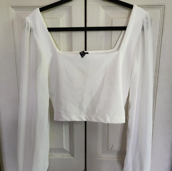 Womens Elegant White Sheer Sleeve Crop Top - Picture 4 of 10